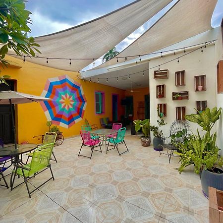 Hostal Rosa Mexicano เมริดา ภายนอก รูปภาพ