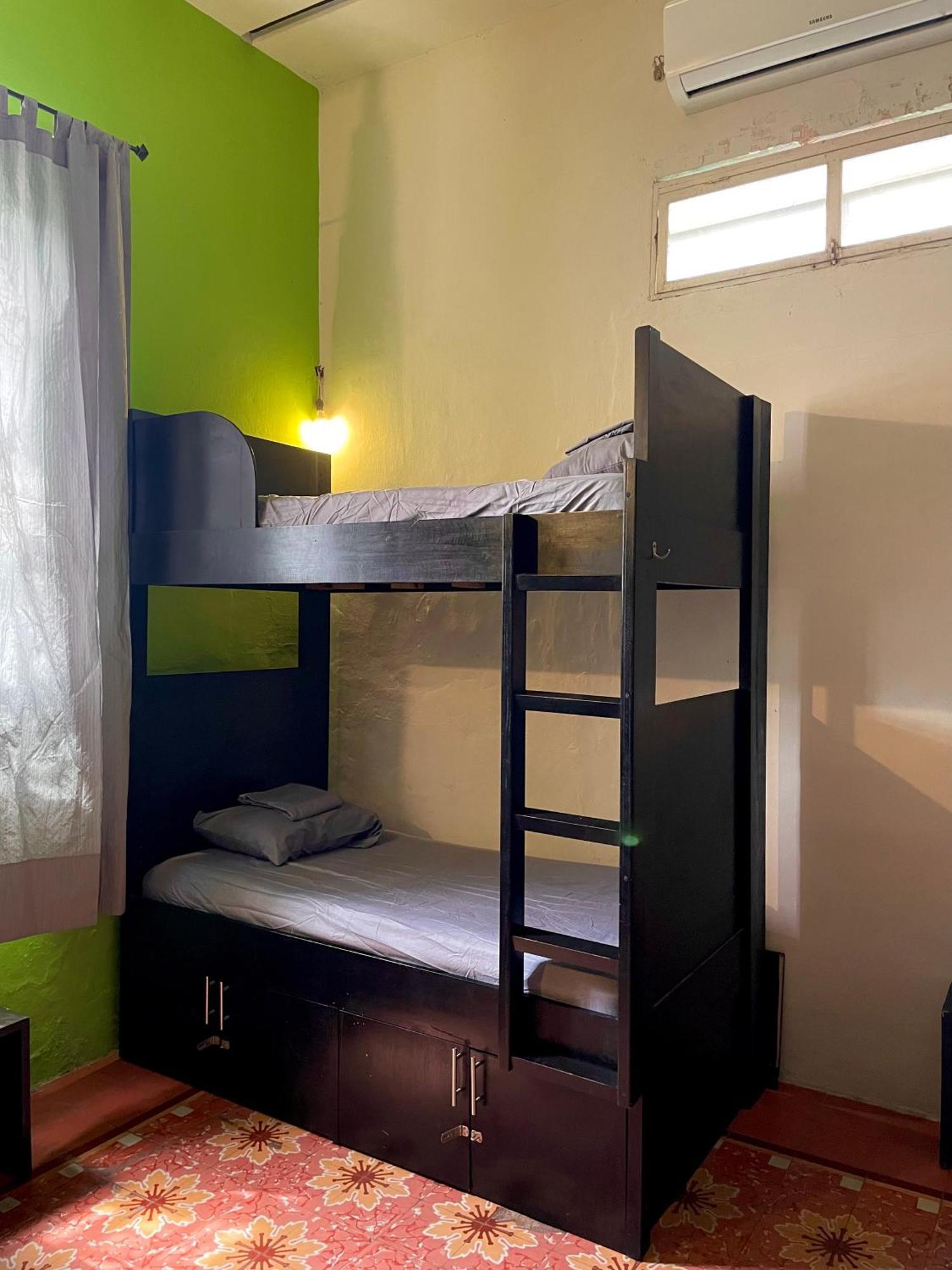 Hostal Rosa Mexicano เมริดา ภายนอก รูปภาพ