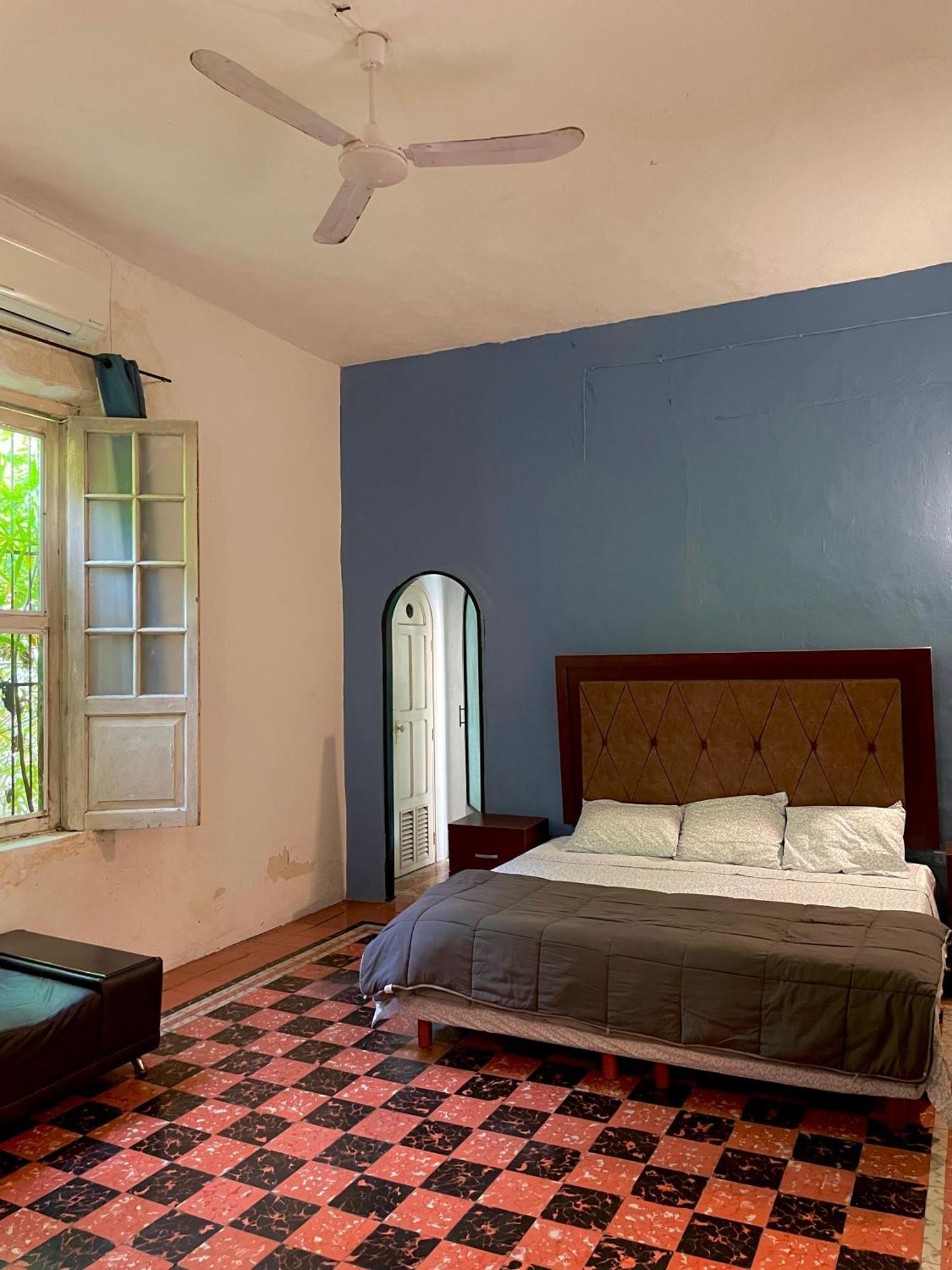 Hostal Rosa Mexicano เมริดา ภายนอก รูปภาพ